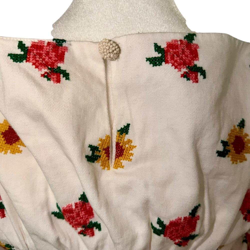 NEW Farm Rio Embroidered Cross Stitch Crop Top Off White Puff Sleeve Size Small - Picture 6 of 14